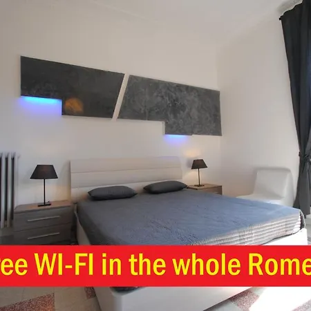 شقة Colosseum House