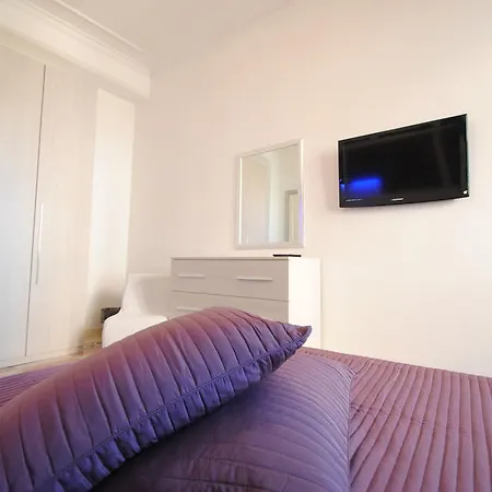 شقة Colosseum House *