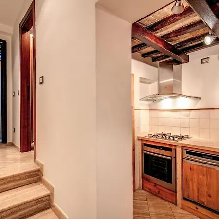 Colosseum House Apartment *